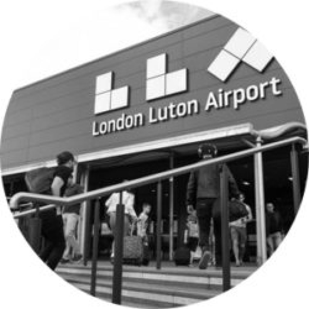 Taxi Heathrow to London: Reliable Door-to-Door Airport Transfer