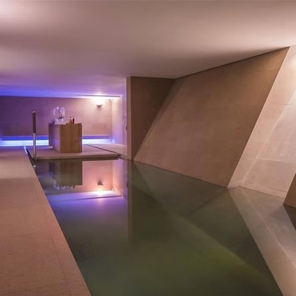 Find Trusted Swimming Pool Installation Companies