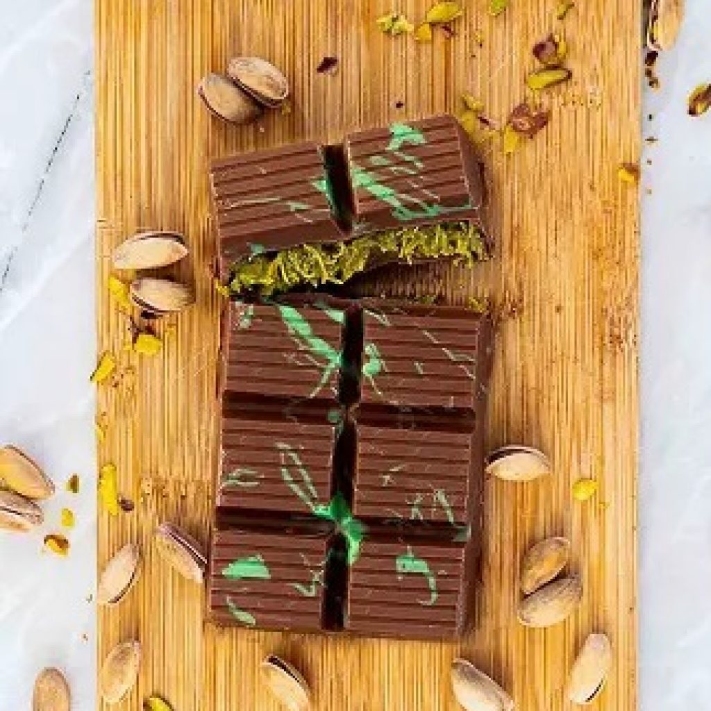 Handcrafted Pistachio Chocolate UAE – Premium UAE Treat Handcrafted Pistachio Chocolate UAE – Premium UAE Treat