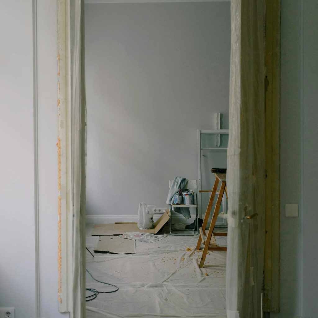 What a Clearance Technician Can Do for Your Site Cleanliness