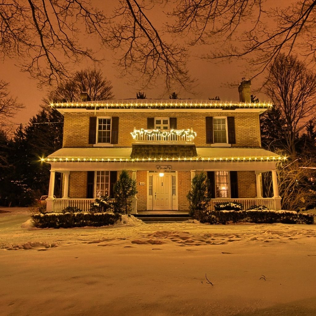 Brighten Your Outdoors: Expert Tips for Stylish Evening Illumination