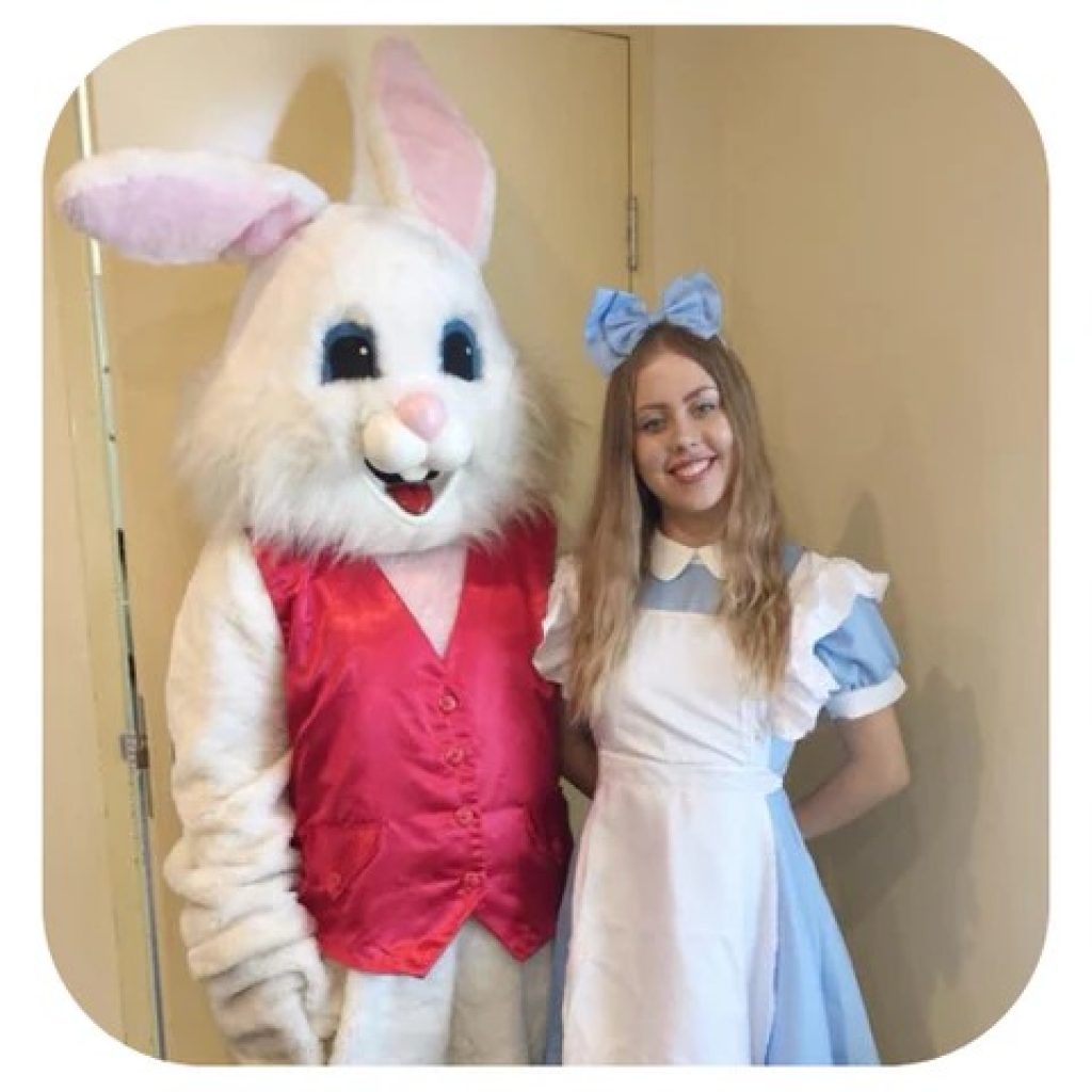 Magical Royal Performances for Your Party