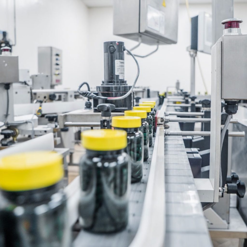 Tailored Supplement Formulation & Manufacturing in Canada