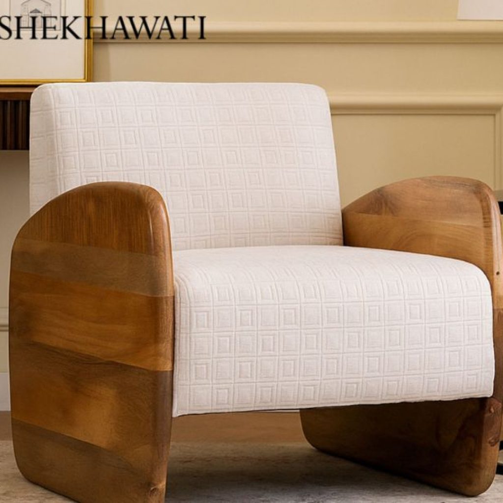 Elegant Handcrafted Queen Bed in Timeless Sheesham Wood