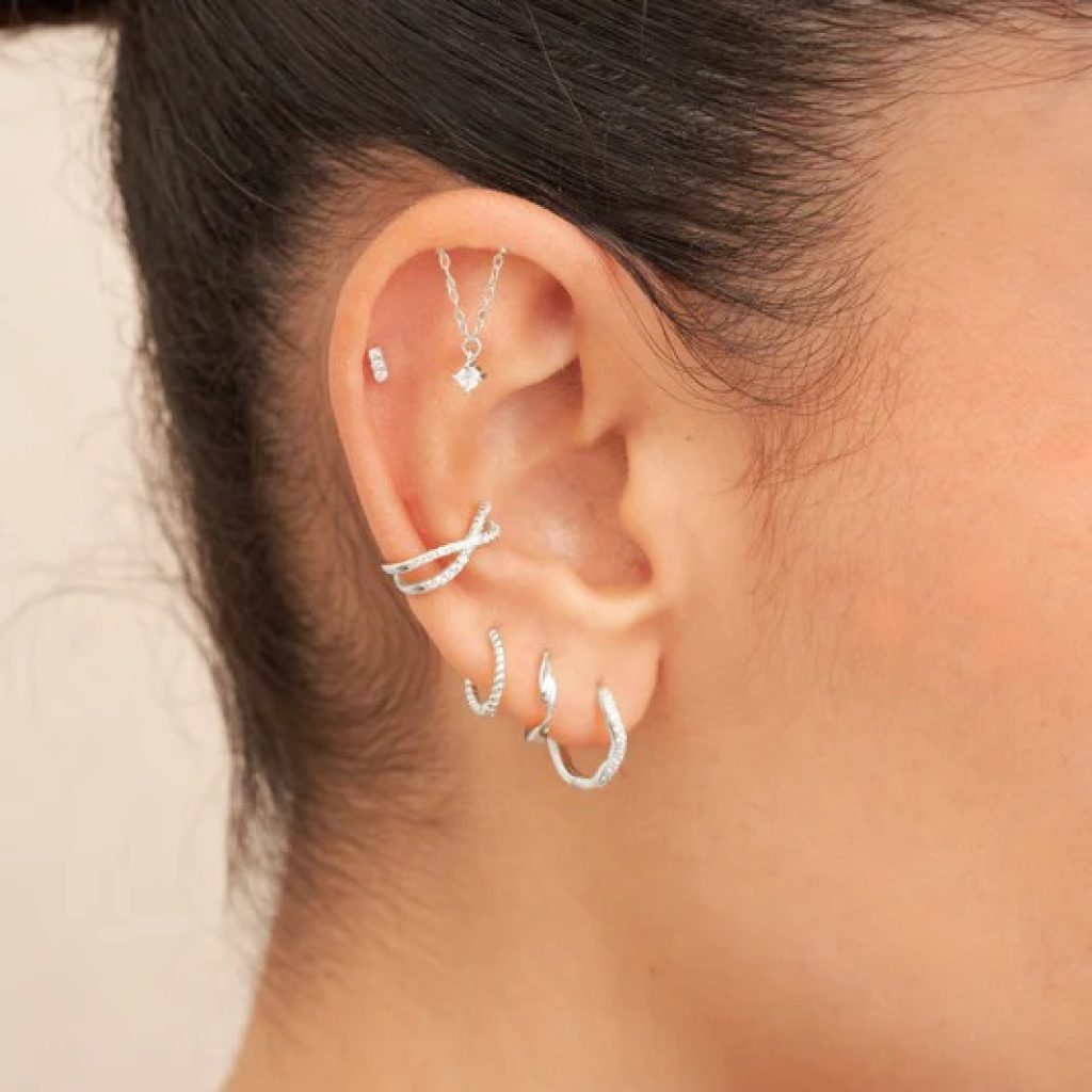 Shop Gorgeous Hoop Earrings Online in Minutes