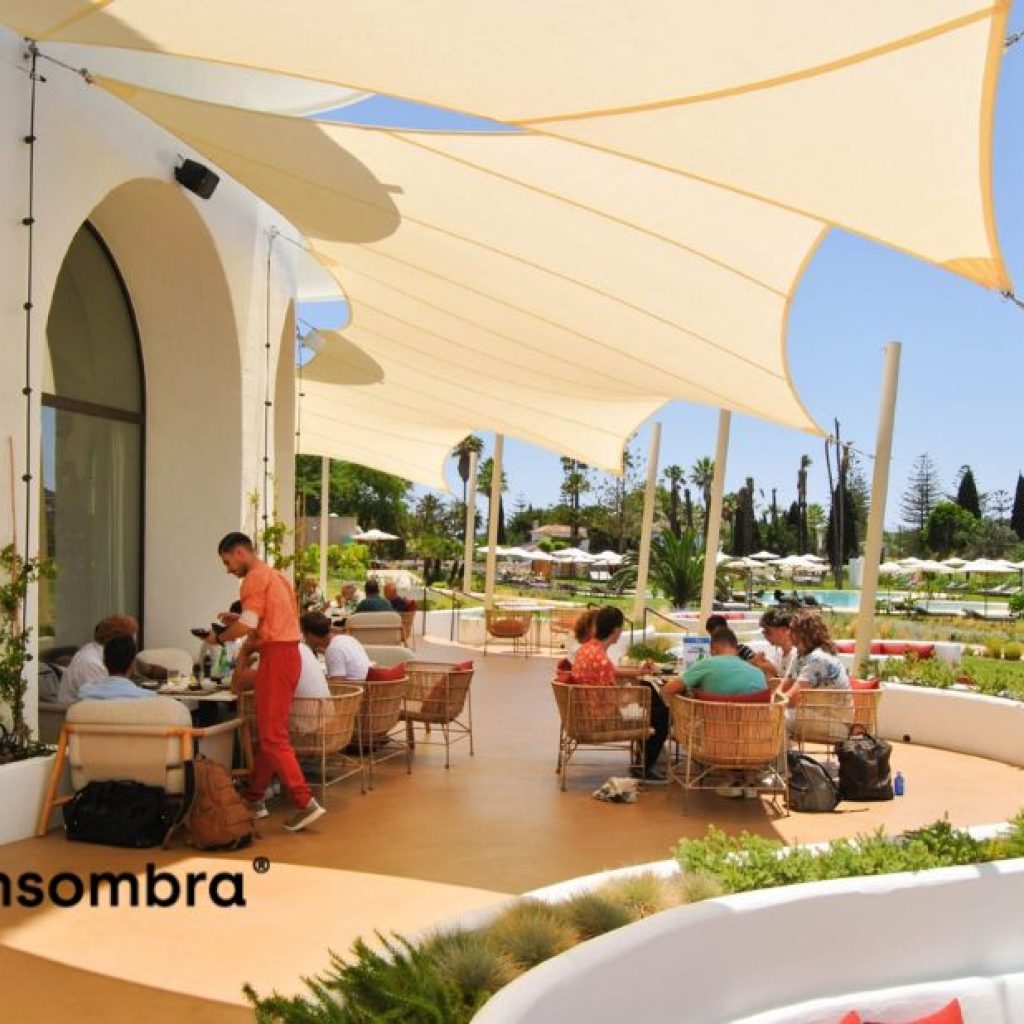 Pérgola Bioclimática Estepona: estética y confort al aire libre