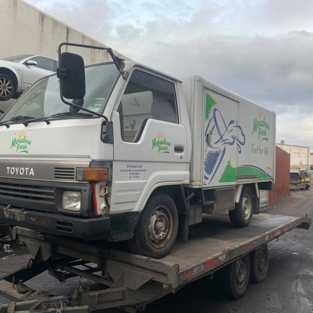 Get Top Cash for Your Wrecked Truck Today