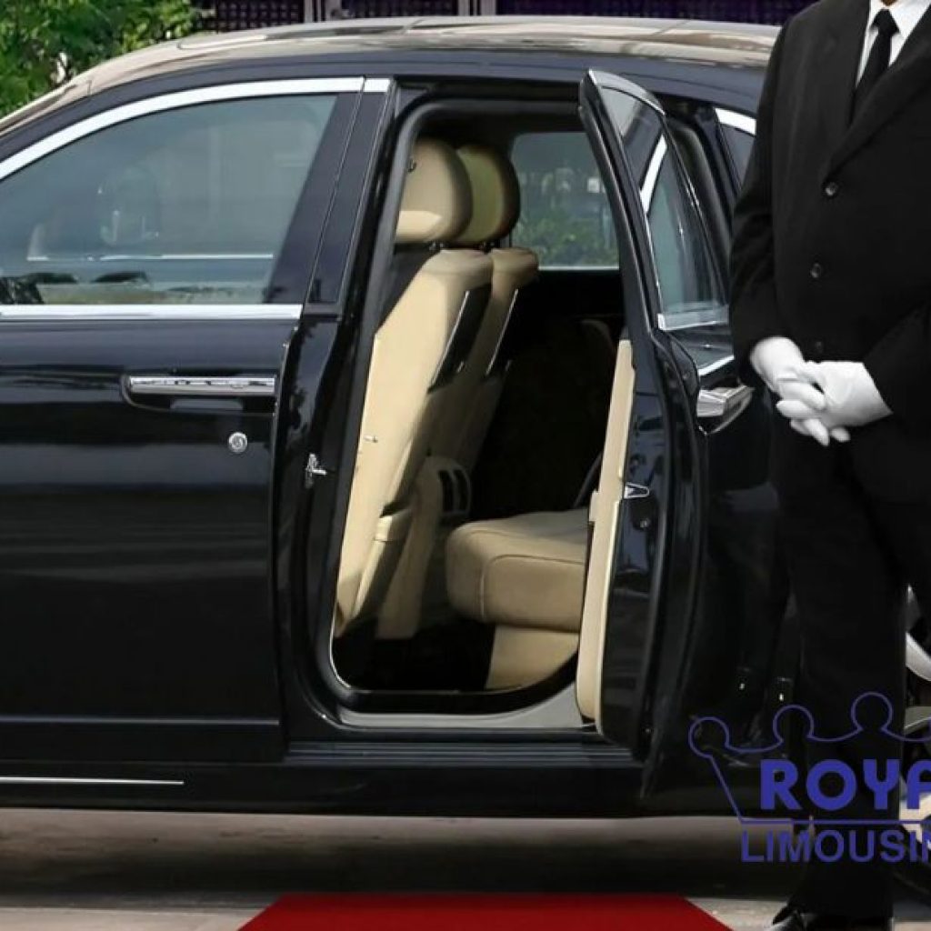 Flexible Chauffeur Hire: Pay-Per-Hour Luxury Ground Transport