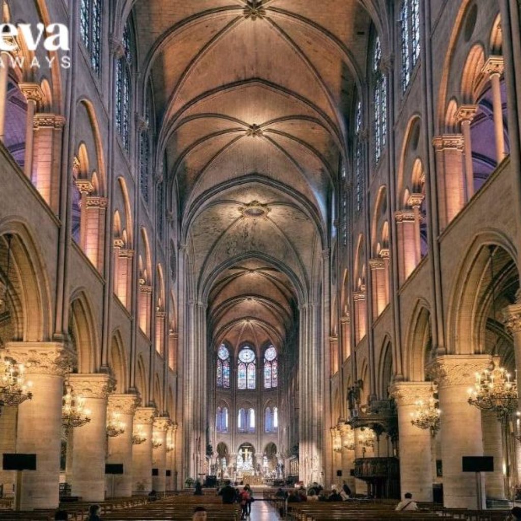 Experience Notre Dame Outdoors: Reserve Your Guided Tour Now Experience Notre Dame Outdoors: Reserve Your Guided Tour Now